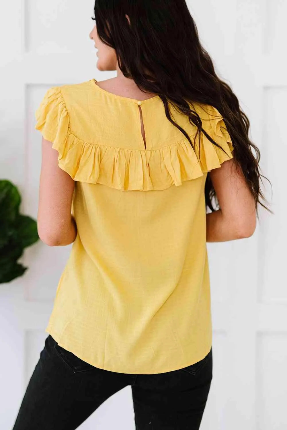 Lace Ruffled Short Sleeve T-Shirt Blouses - Tophatter Daily Deals