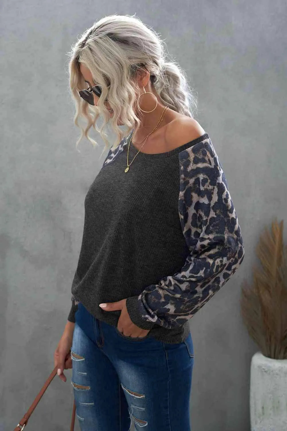 Leopard Raglan Sleeve Tee Blouses - Tophatter Daily Deals