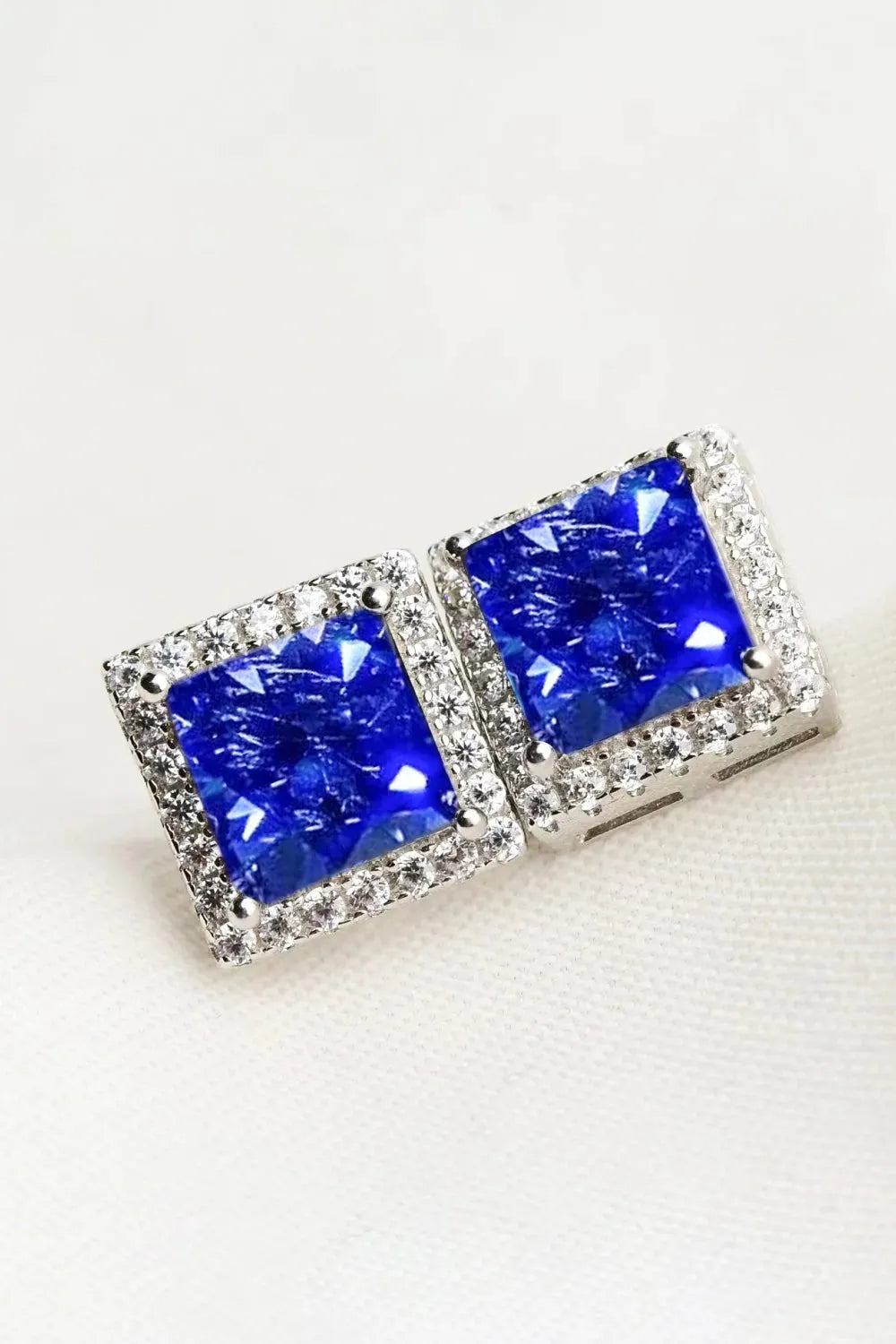 925 Sterling Silver 4 Carat Moissanite Square Earrings Moissanite - Tophatter Daily Deals