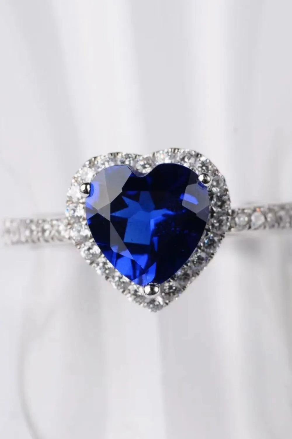 2 Carat Moissanite Heart-Shaped Side Stone Ring Blue Rings - Tophatter Daily Deals