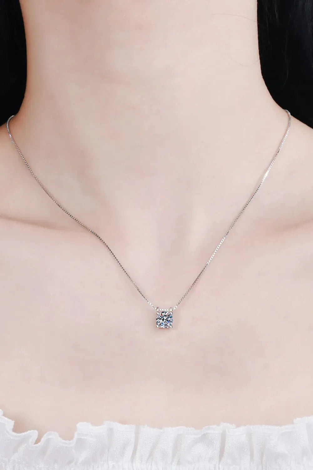1 Carat Moissanite 925 Sterling Silver Chain Necklace Moissanite - Tophatter Daily Deals