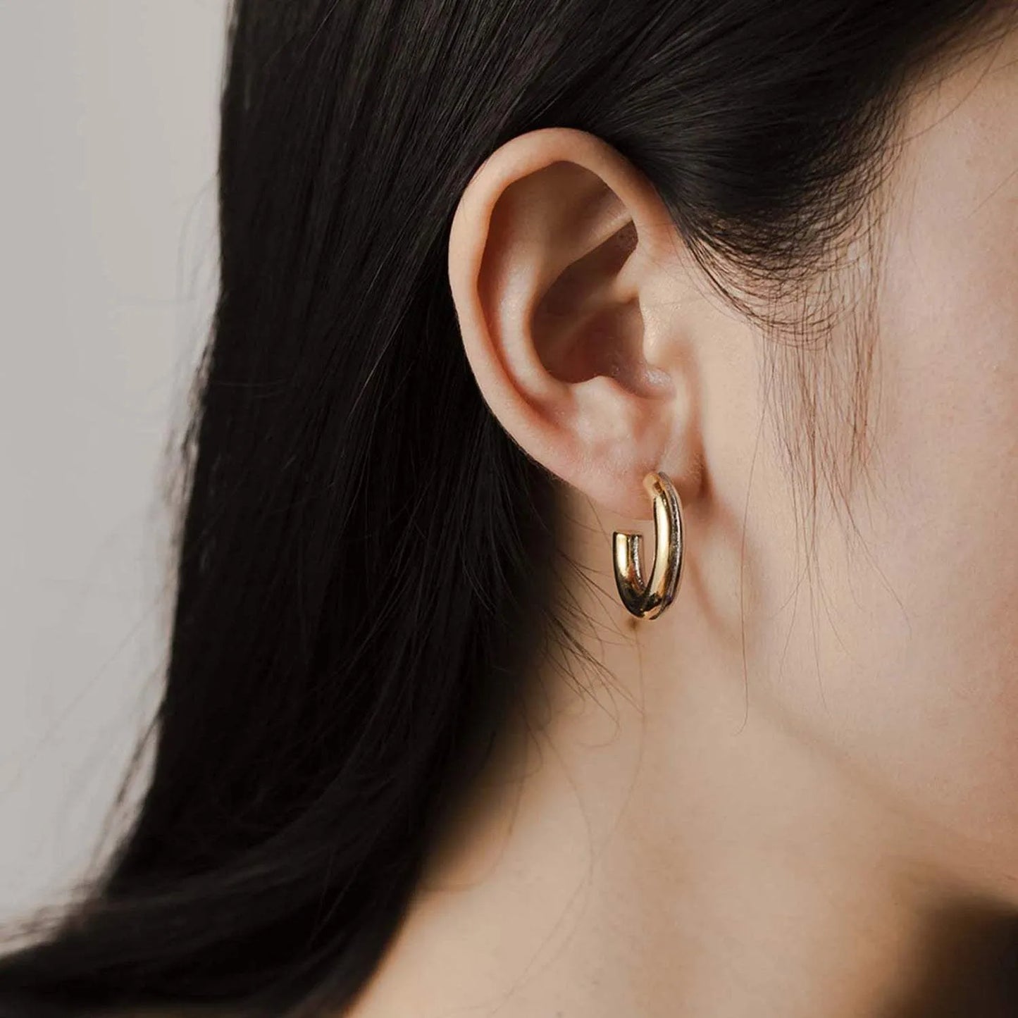 925 Sterling Silver C-Hoop Earrings Earrings - Tophatter Daily Deals