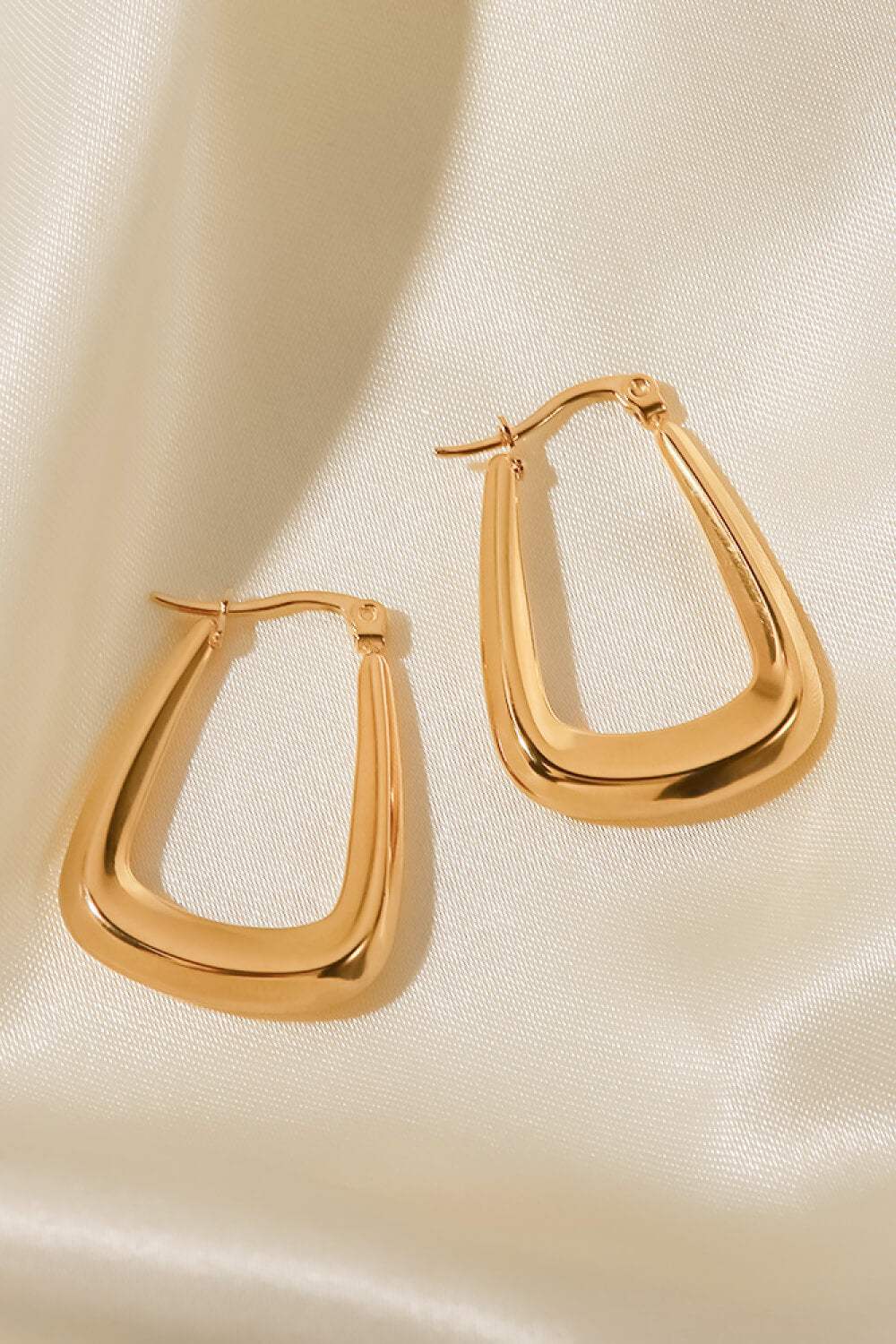 18K Gold-Plated Geometric Earrings Earrings - Tophatter Daily Deals