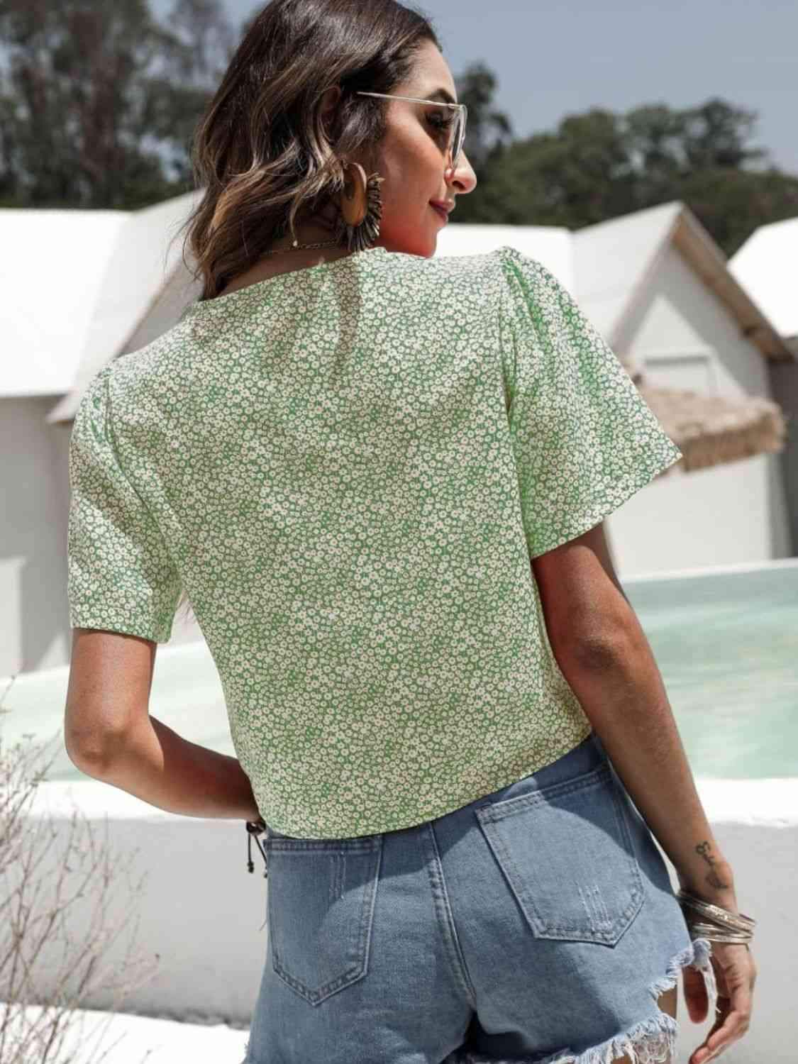 Floral Drawstring Deep V Cropped Blouse Blouses - Tophatter Daily Deals