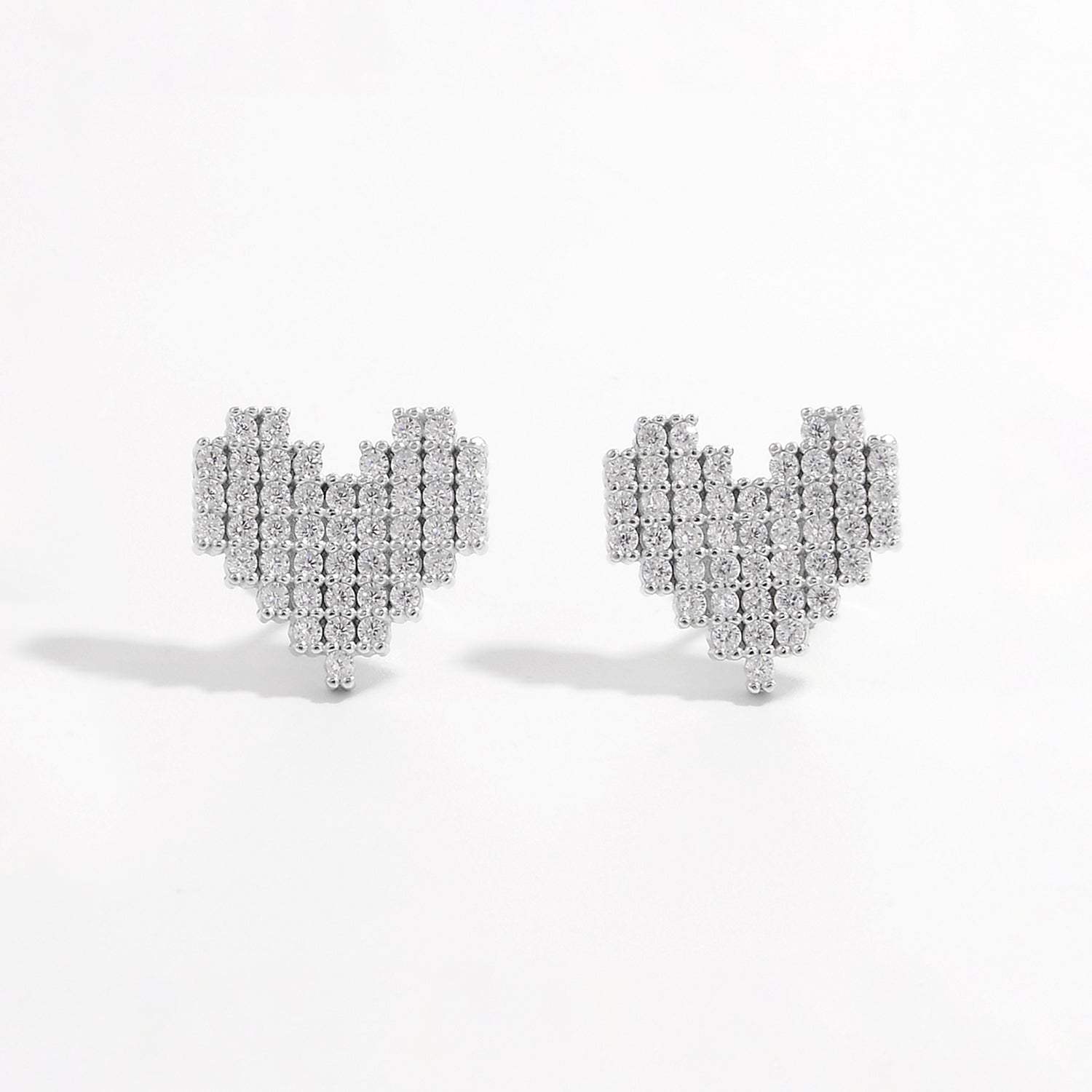 925 Sterling Silver Inlaid Zircon Heart Stud Earrings Earrings - Tophatter Daily Deals