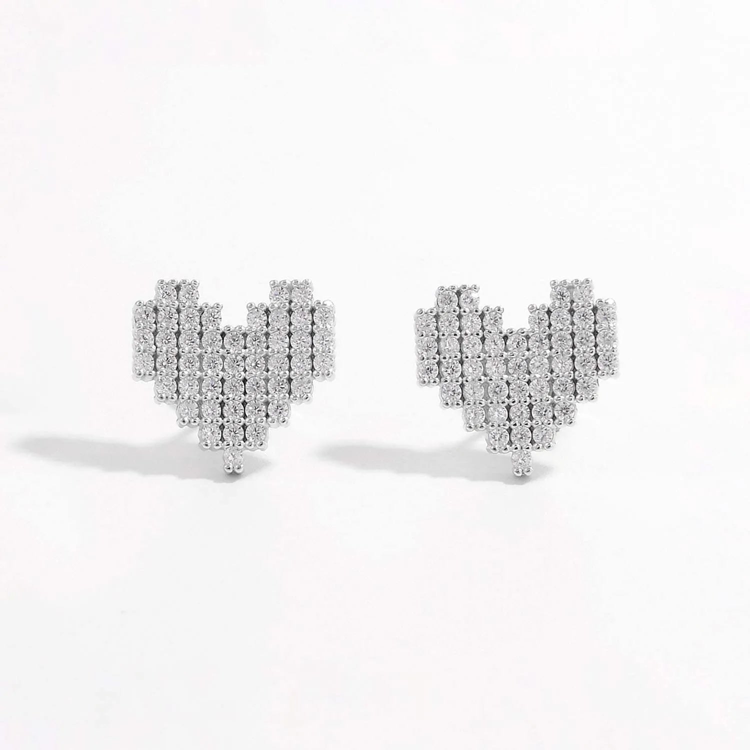 925 Sterling Silver Inlaid Zircon Heart Stud Earrings Earrings - Tophatter Daily Deals