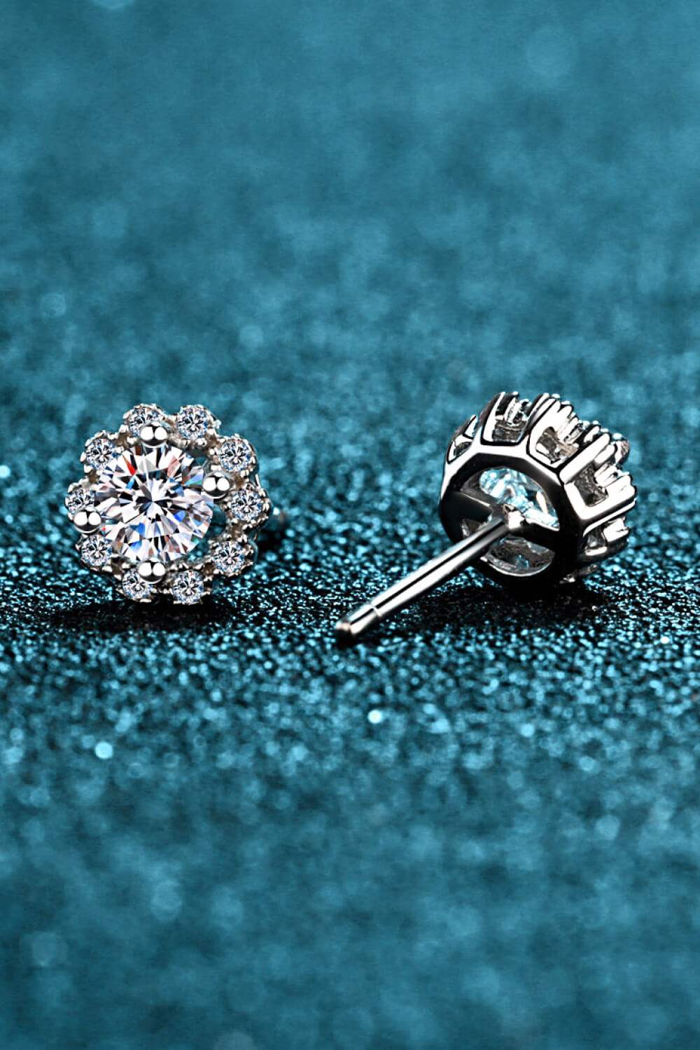 Moissanite Floral-Shaped Stud Earrings Moissanite - Tophatter Daily Deals