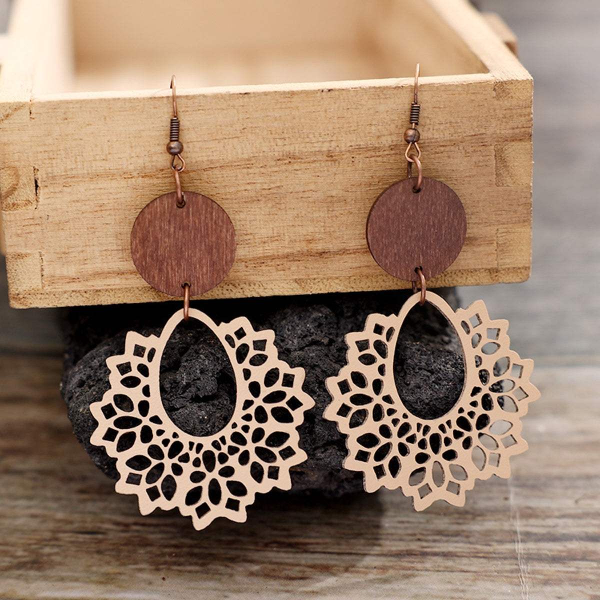 Geometric Cutout Dangle Earrings Earrings - Tophatter Daily Deals