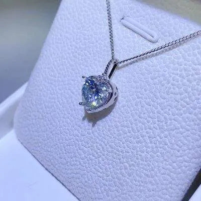 2 Carat Moissanite 925 Sterling Silver Necklace Moissanite - Tophatter Daily Deals