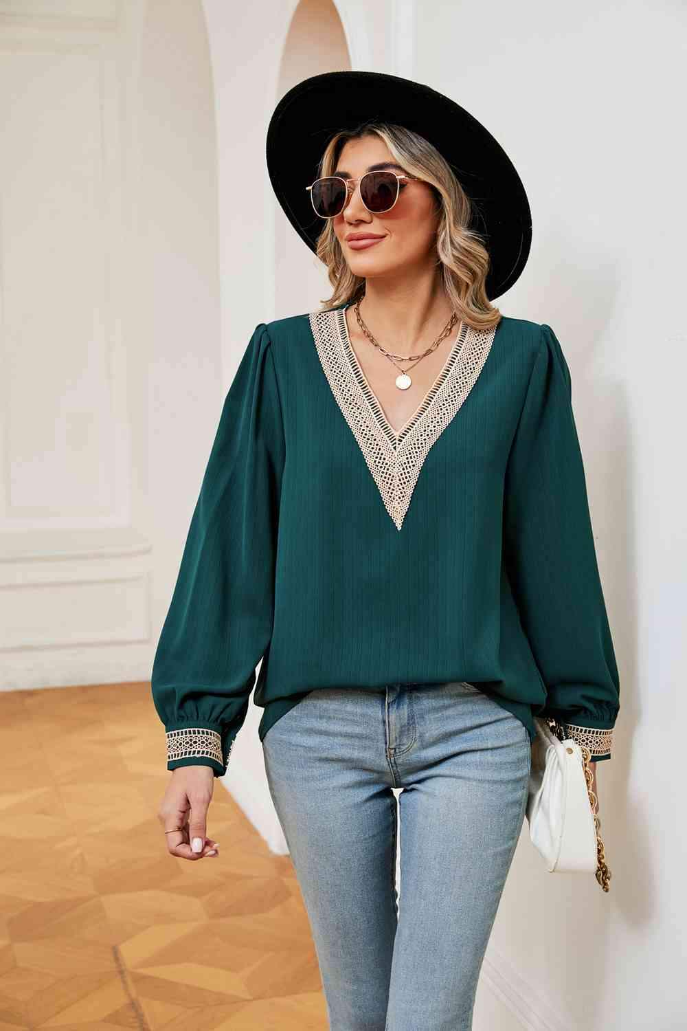 Contrast Puff Sleeve Blouse Blouses - Tophatter Daily Deals