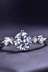 Something To See 1 Carat Moissanite Ring Moissanite - Tophatter Daily Deals