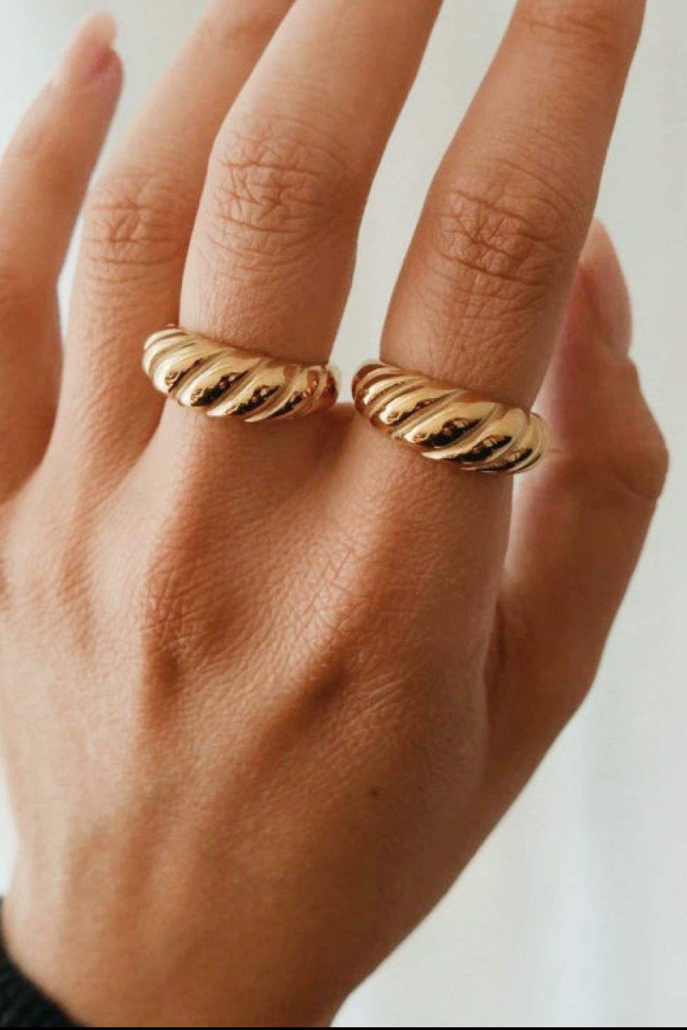 Gold Twisted Ring Rings - Tophatter Daily Deals