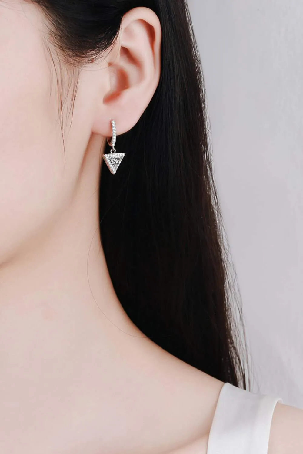 Moissanite Triangle Drop Earrings Moissanite - Tophatter Daily Deals