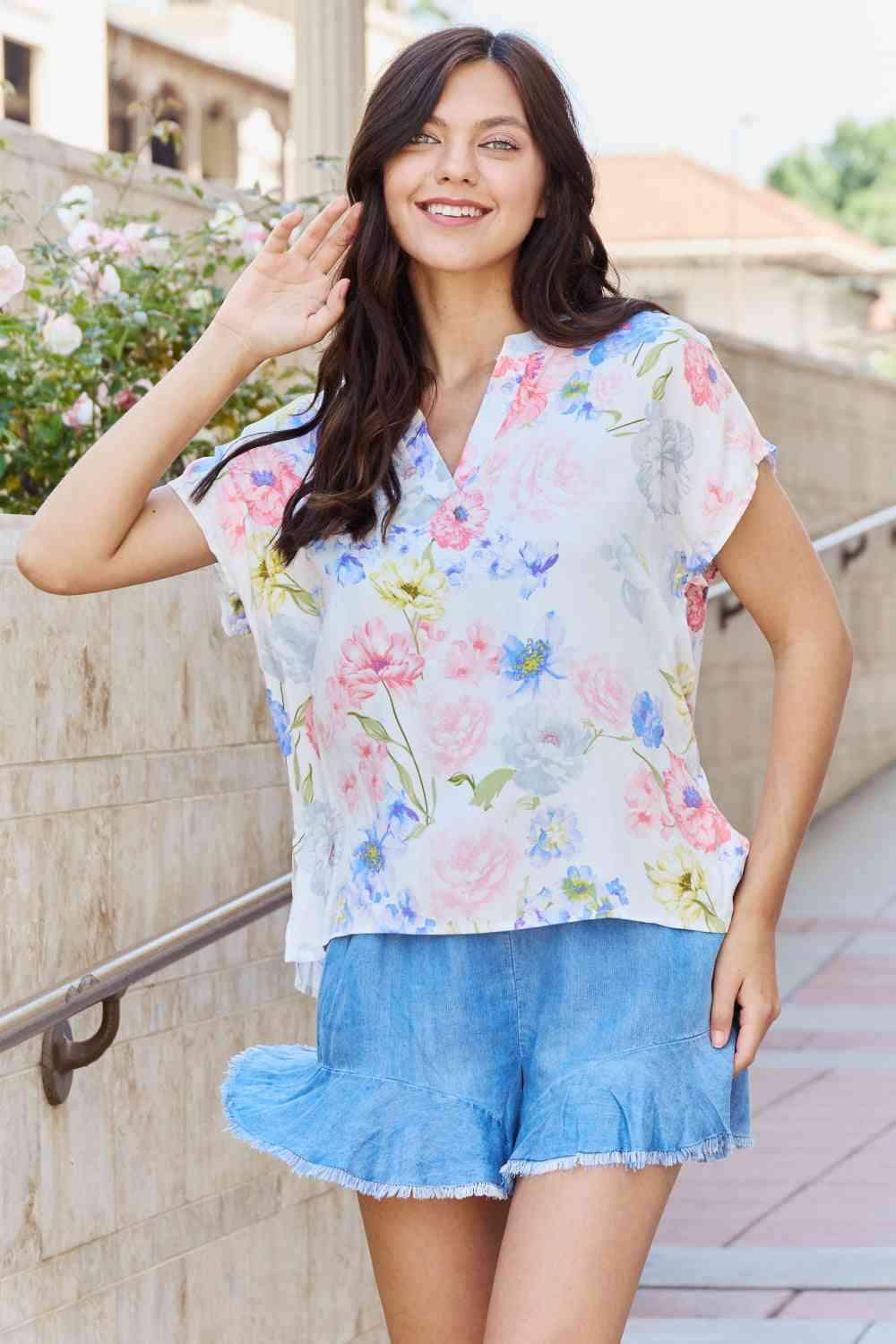 White Birch One And Only Full Size Short Sleeve Floral Print Top Blouses - Tophatter Daily Deals