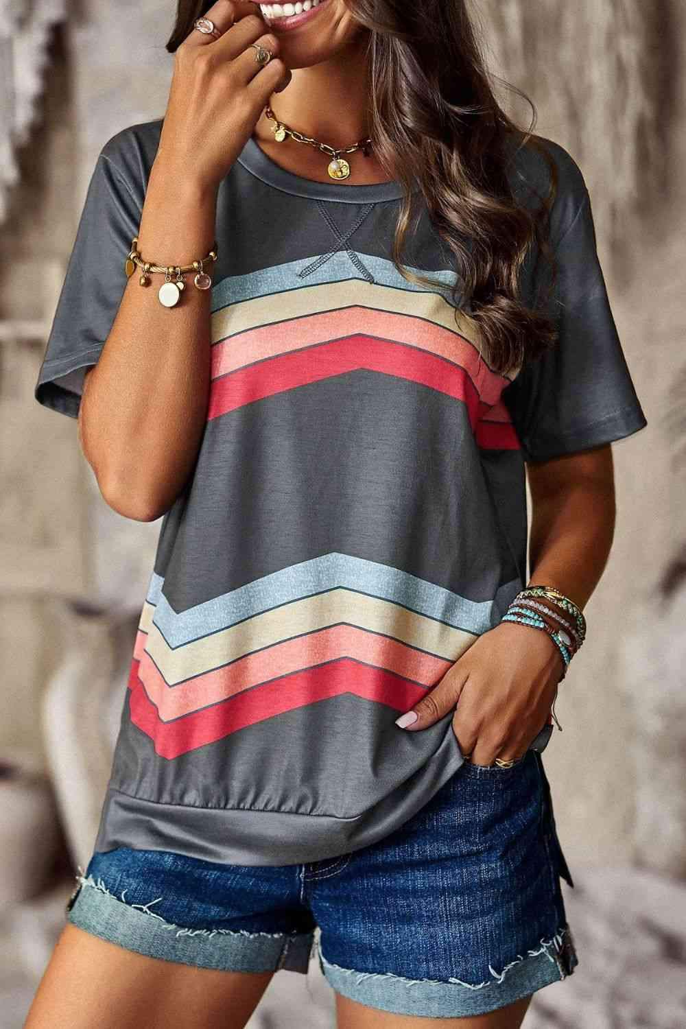 Multicolored Chevron Stripe Round Neck Side Slit T-Shirt Women's T-Shirts - Tophatter Daily Deals