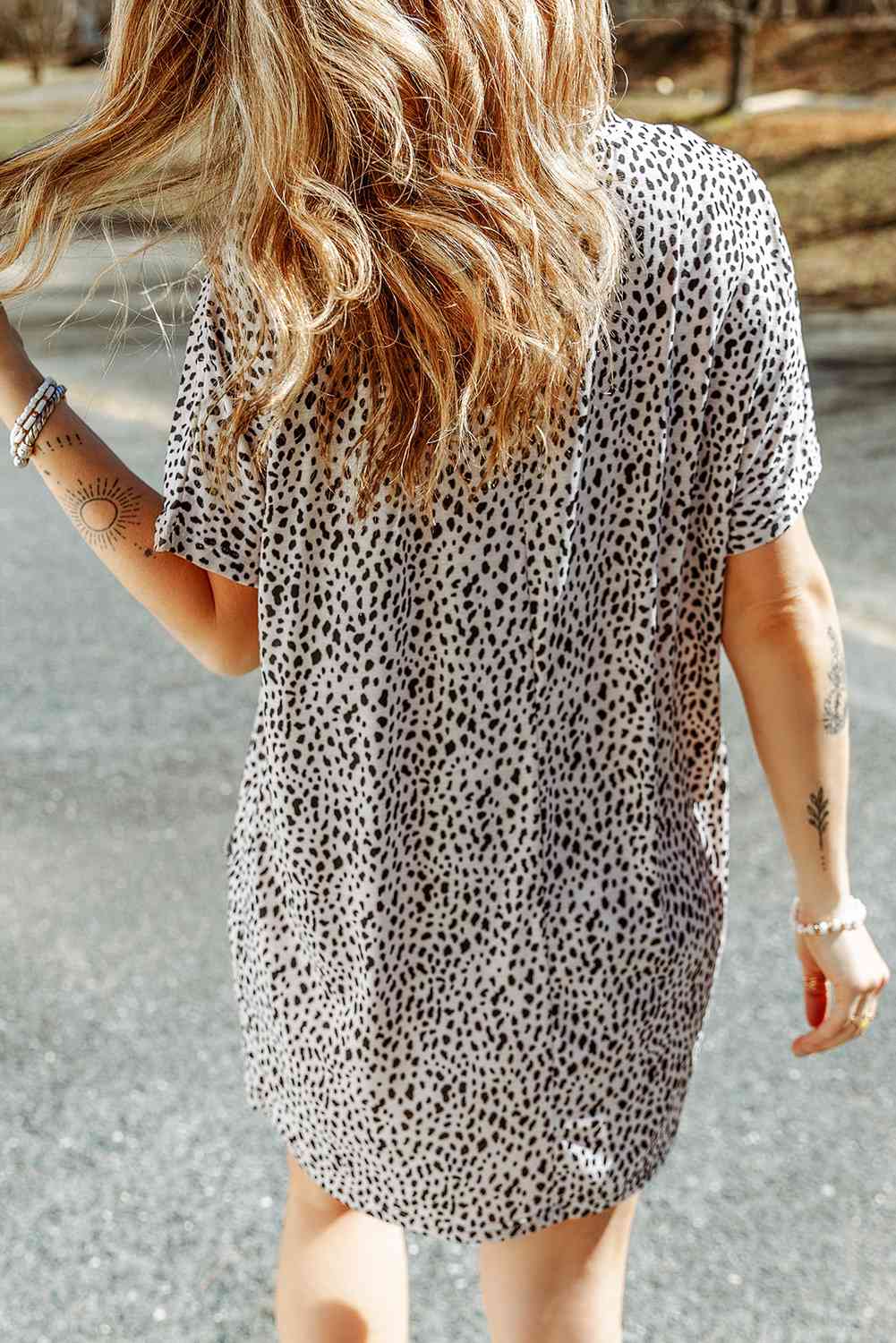 Animal Print Round Neck Tunic Tee with Pockets Women's T-Shirts - Tophatter Daily Deals