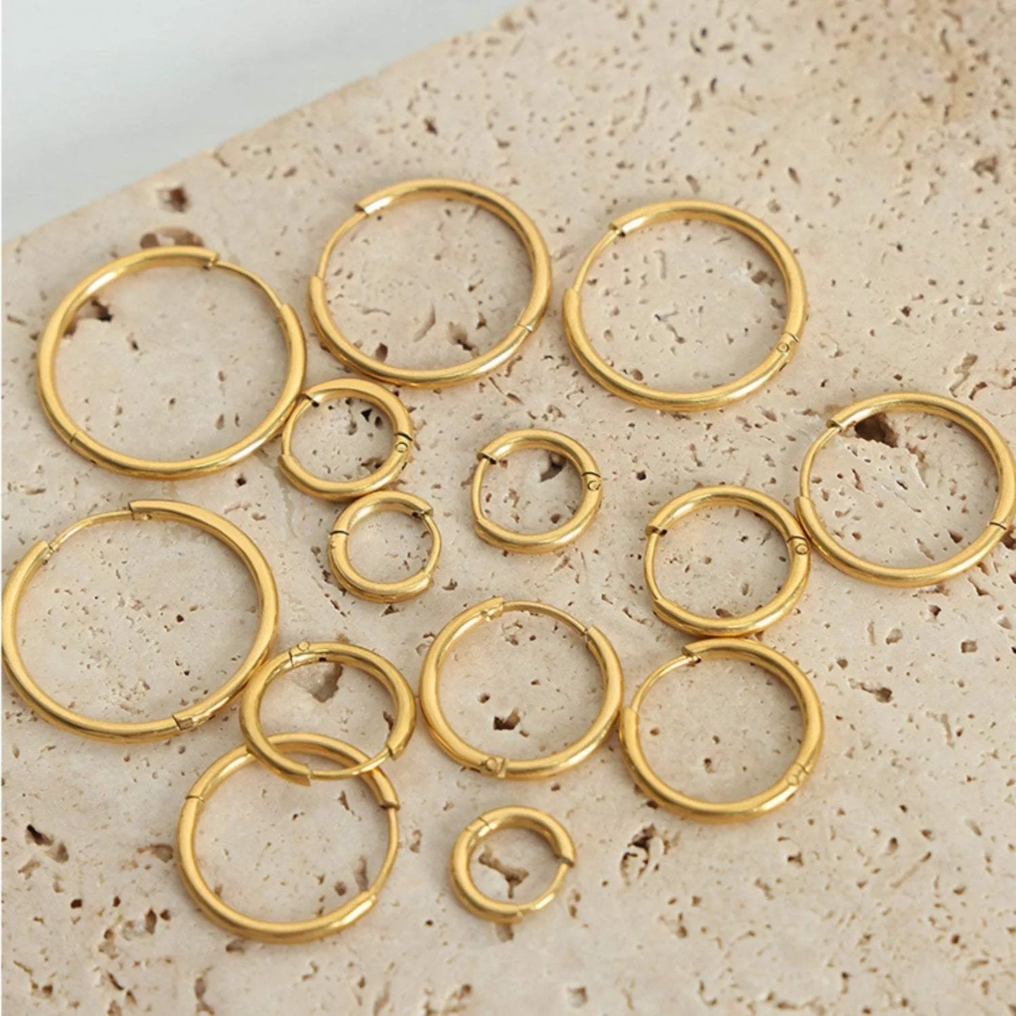 18K Gold-Plated Huggie Earrings Earrings - Tophatter Daily Deals