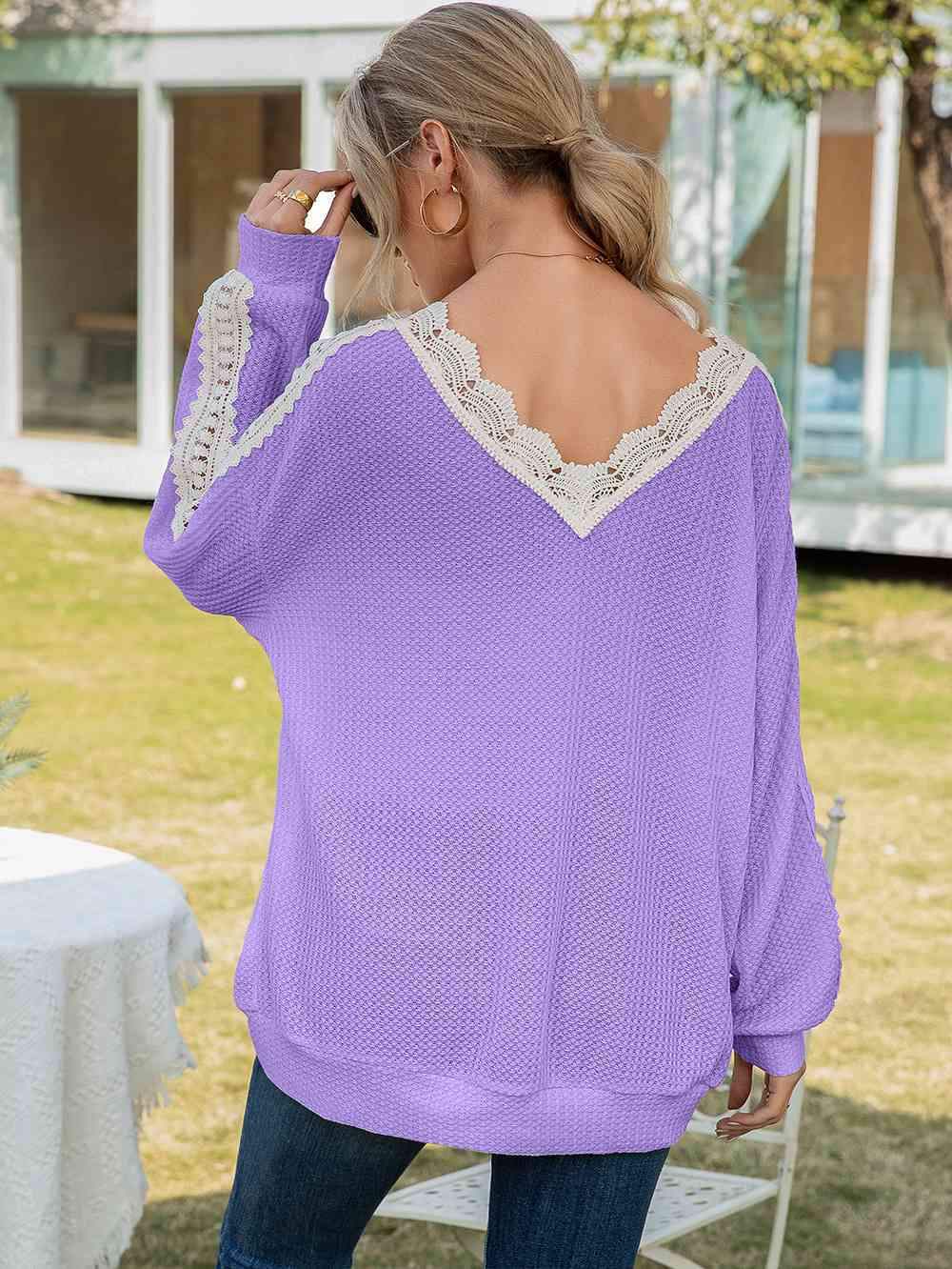 Contrast Spliced Lace V-Neck Top Blouses - Tophatter Daily Deals