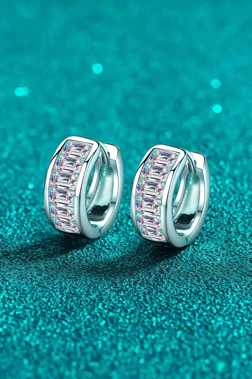 1.8 Carat Moissanite 925 Sterling Silver Huggie Earrings Moissanite - Tophatter Daily Deals