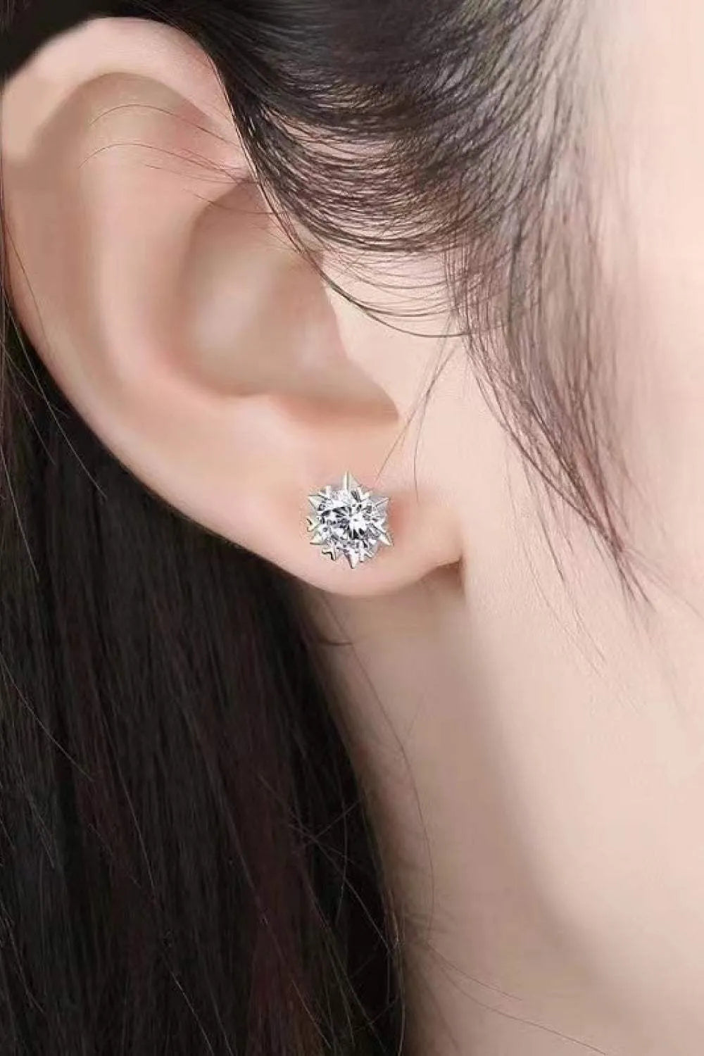 Stuck On You 4 Carat Moissanite Stud Earrings Moissanite - Tophatter Daily Deals