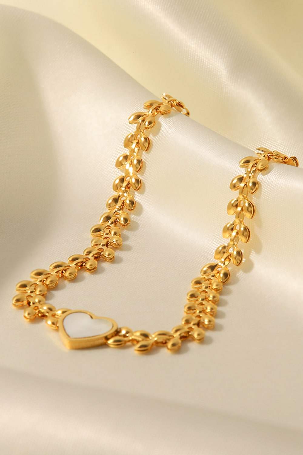 Leaf Chain Heart Bracelet Bracelets - Tophatter Daily Deals