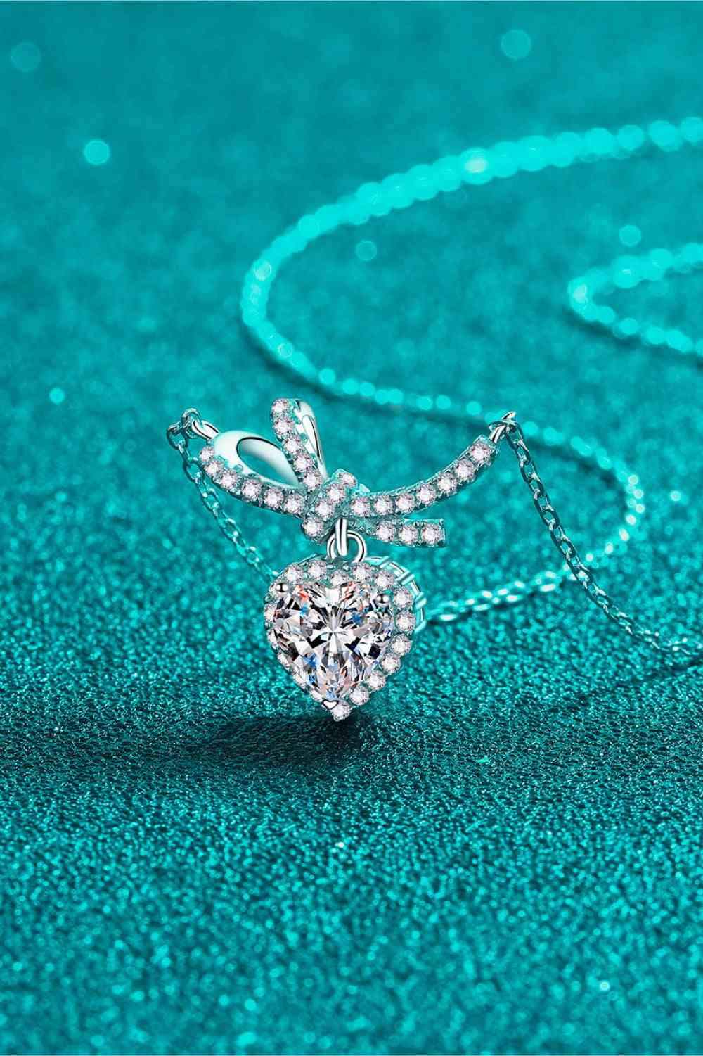 1 Carat Moissanite Heart Pendant Necklace Moissanite - Tophatter Daily Deals