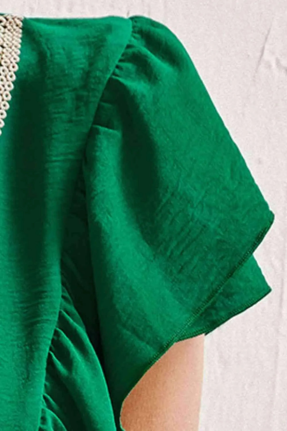 Contrast Ruffle Trim Flutter Sleeve Blouse Blouses - Tophatter Daily Deals