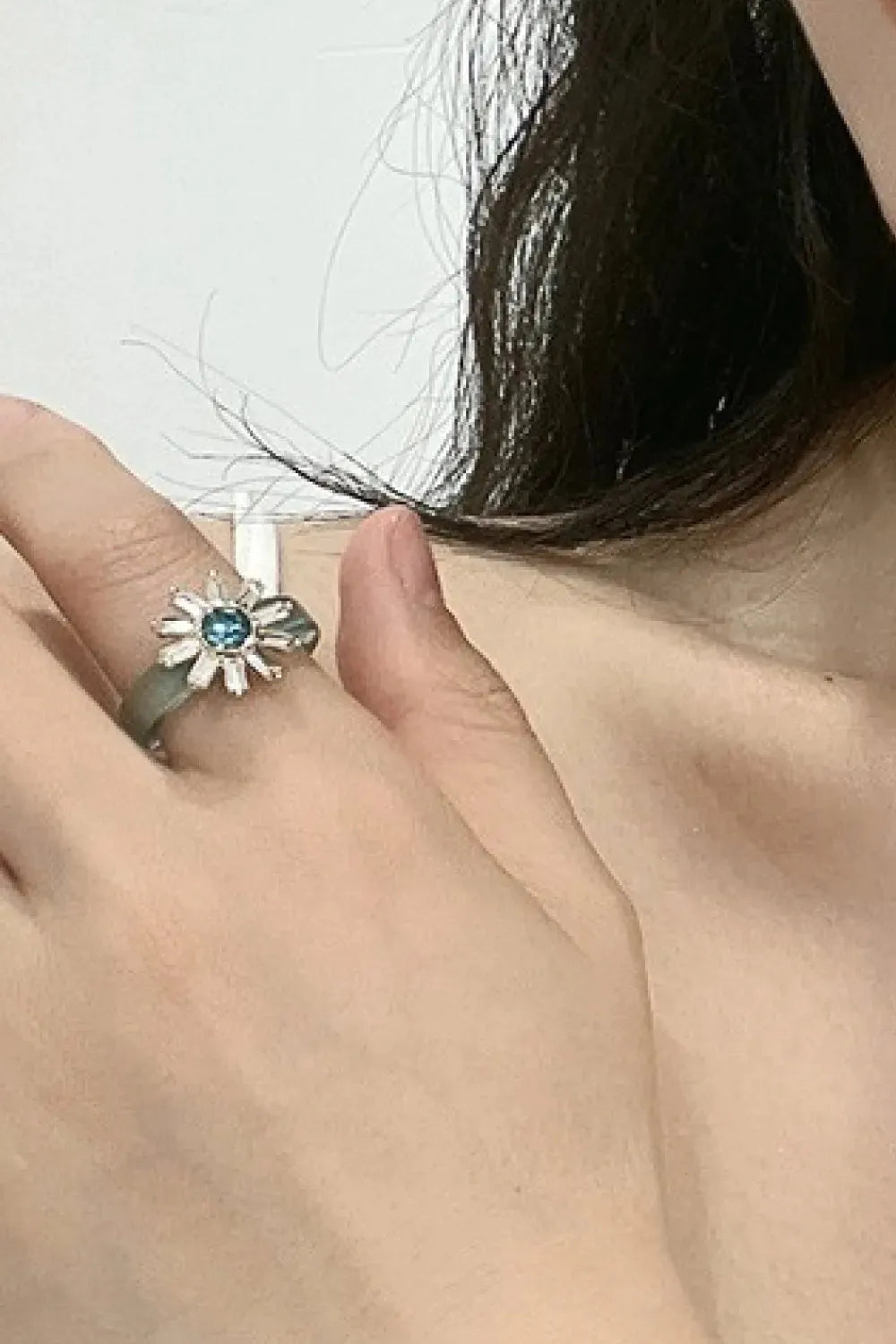 5-Piece Wholesale Only With You Sunflower Ring Rings - Tophatter Daily Deals