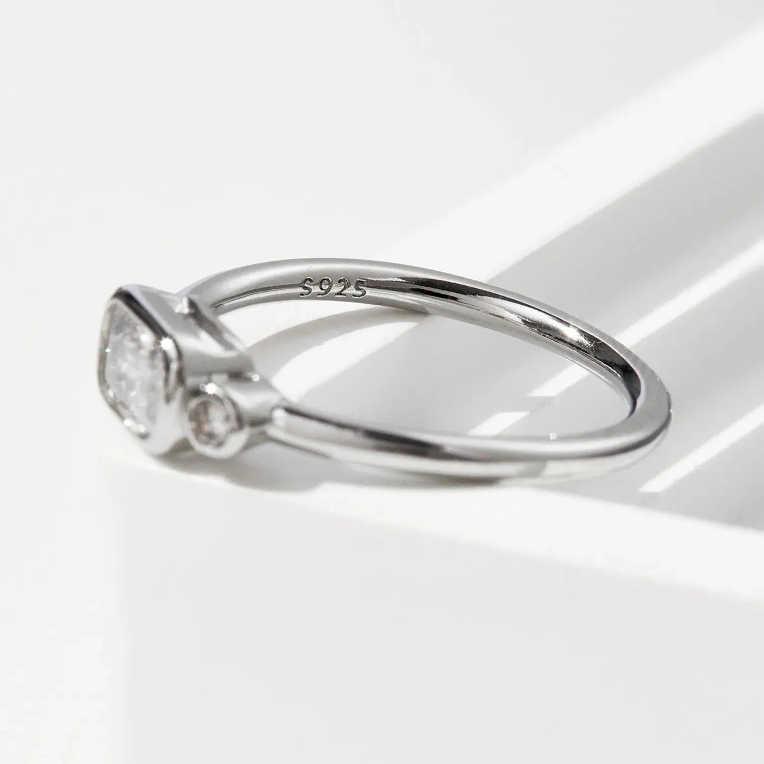 925 Sterling Silver Geometric Zircon Ring Rings - Tophatter Daily Deals