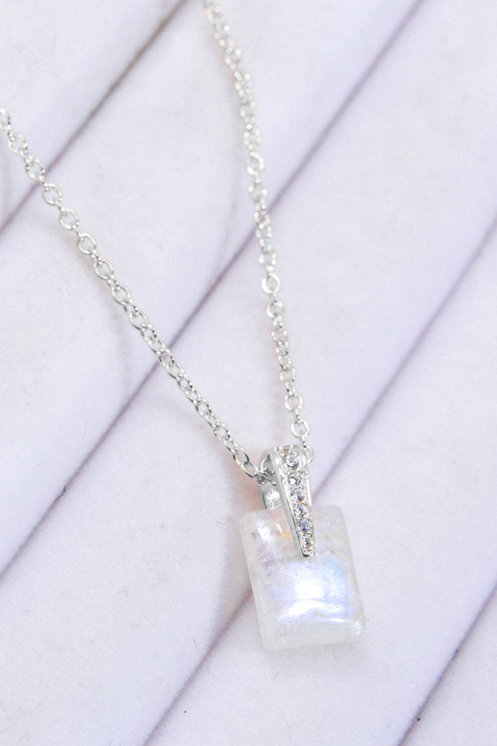 925 Sterling Silver Natural Moonstone Pendant Necklace Moonstone - Tophatter Daily Deals