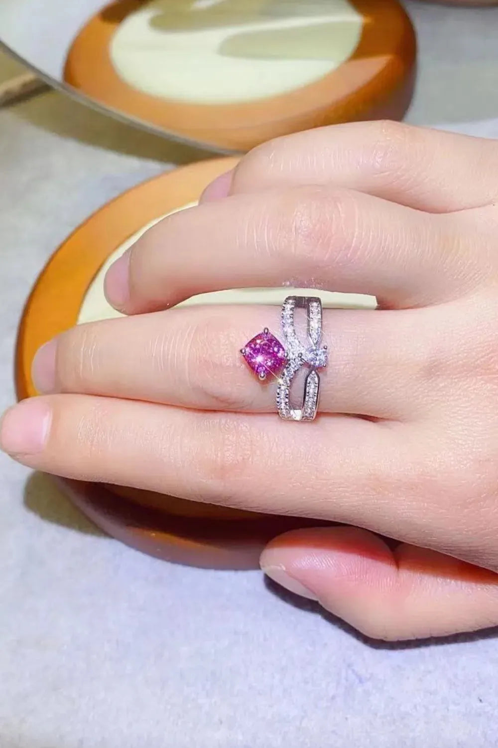 At Your Best 1 Carat Moissanite Ring Moissanite - Tophatter Daily Deals