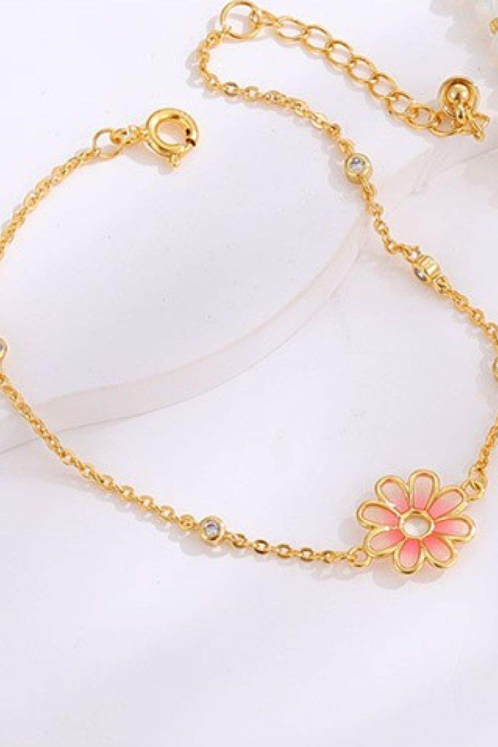 Flower Chain Bracelet Bracelets - Tophatter Daily Deals