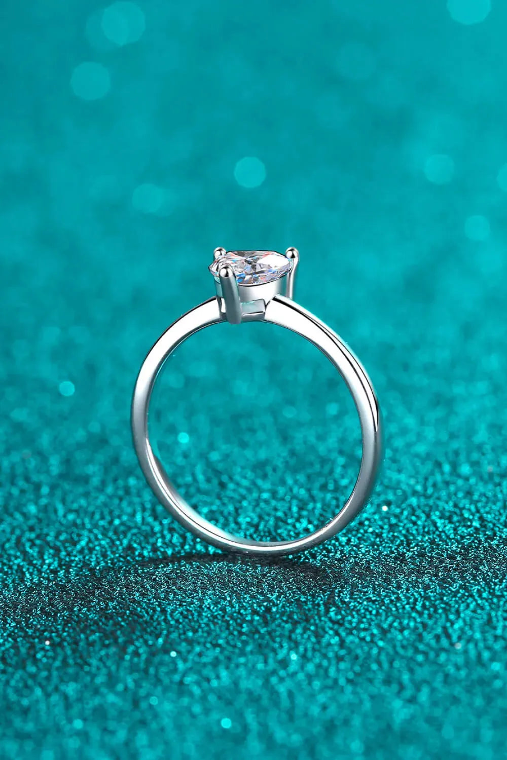 925 Sterling Silver Heart-Shaped Moissanite Solitaire Ring Moissanite - Tophatter Daily Deals