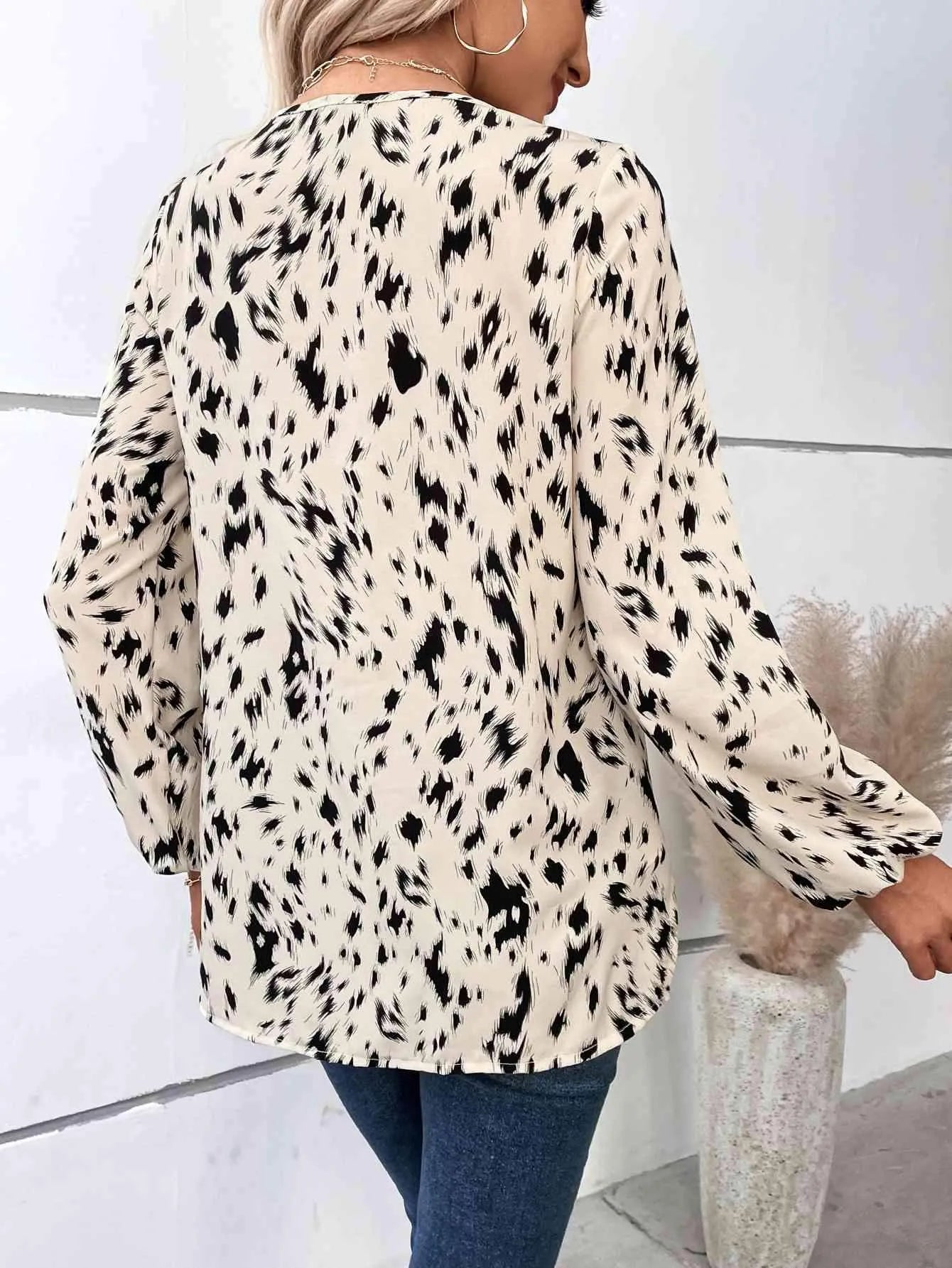 Printed V-Neck Long Sleeve Blouse Blouses - Tophatter Daily Deals