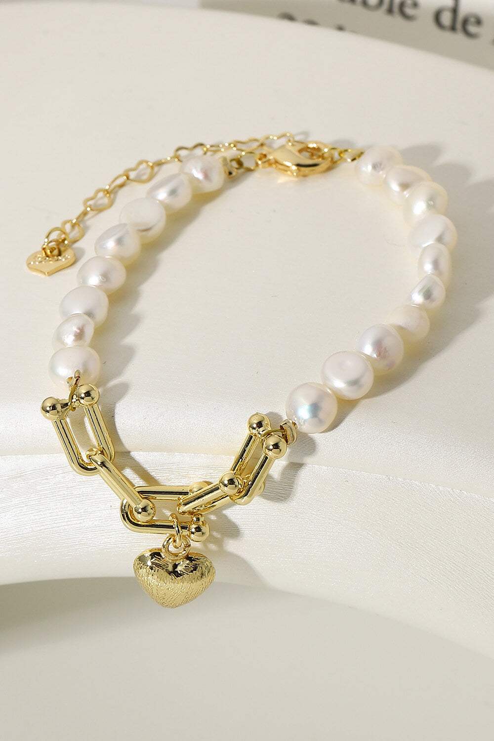 14K Gold Plated Heart Charm Pearl Bracelet Bracelets - Tophatter Daily Deals