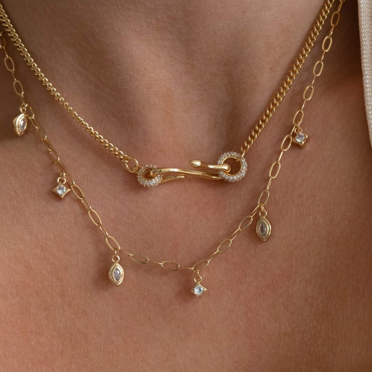 18K Gold-Plated Copper Inlaid Zircon Necklace Necklaces - Tophatter Daily Deals