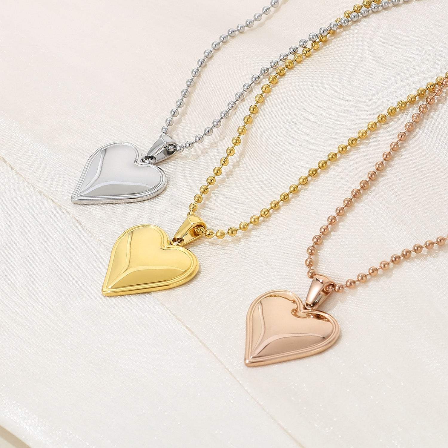 Stainless Steel Heart Pendant Necklace Necklaces - Tophatter Daily Deals