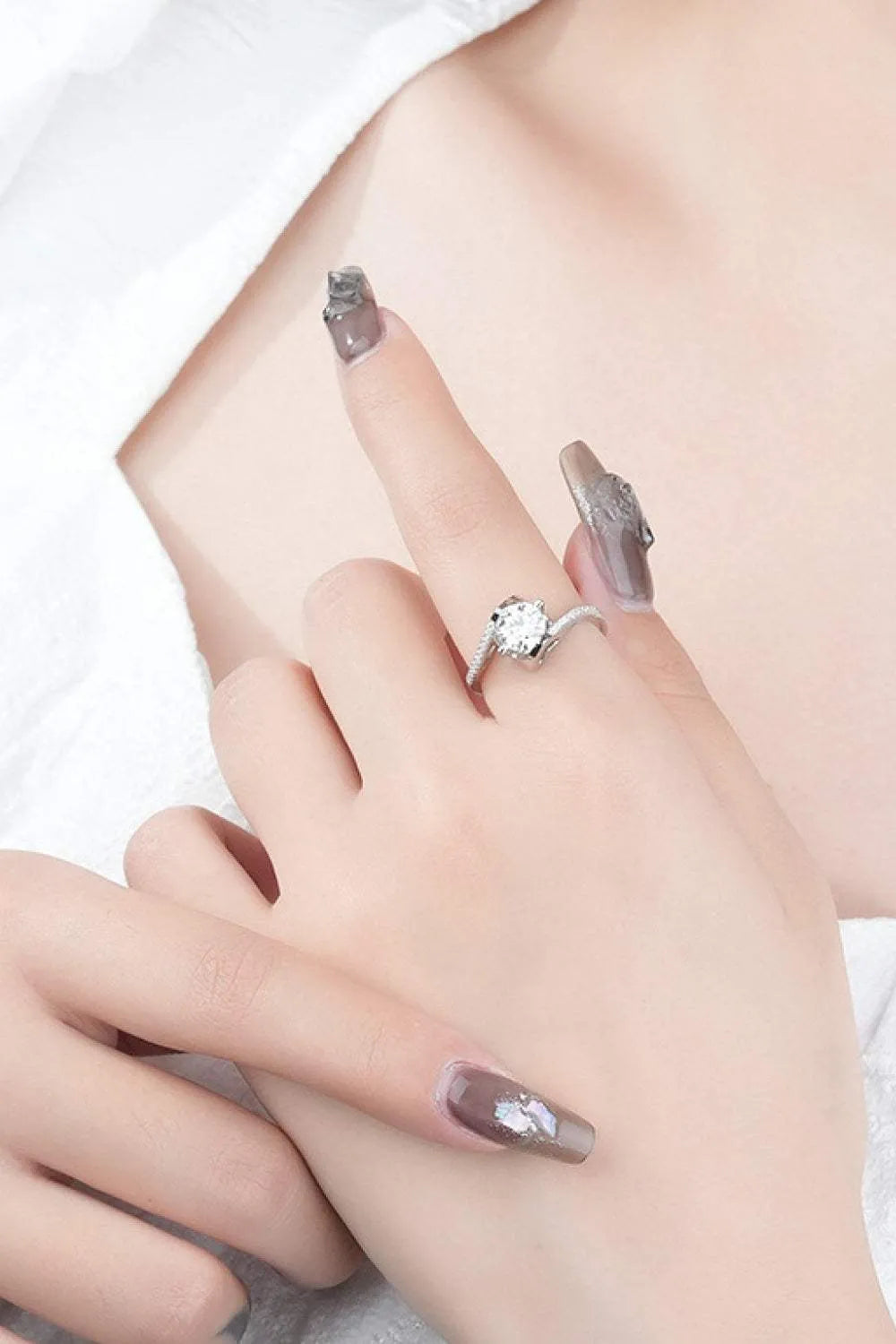Darling You 925 Sterling Silver Moissanite Ring Moissanite - Tophatter Daily Deals