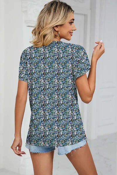 Floral V-Neck Short Sleeve T-Shirt Women's T-Shirts - Tophatter Daily Deals