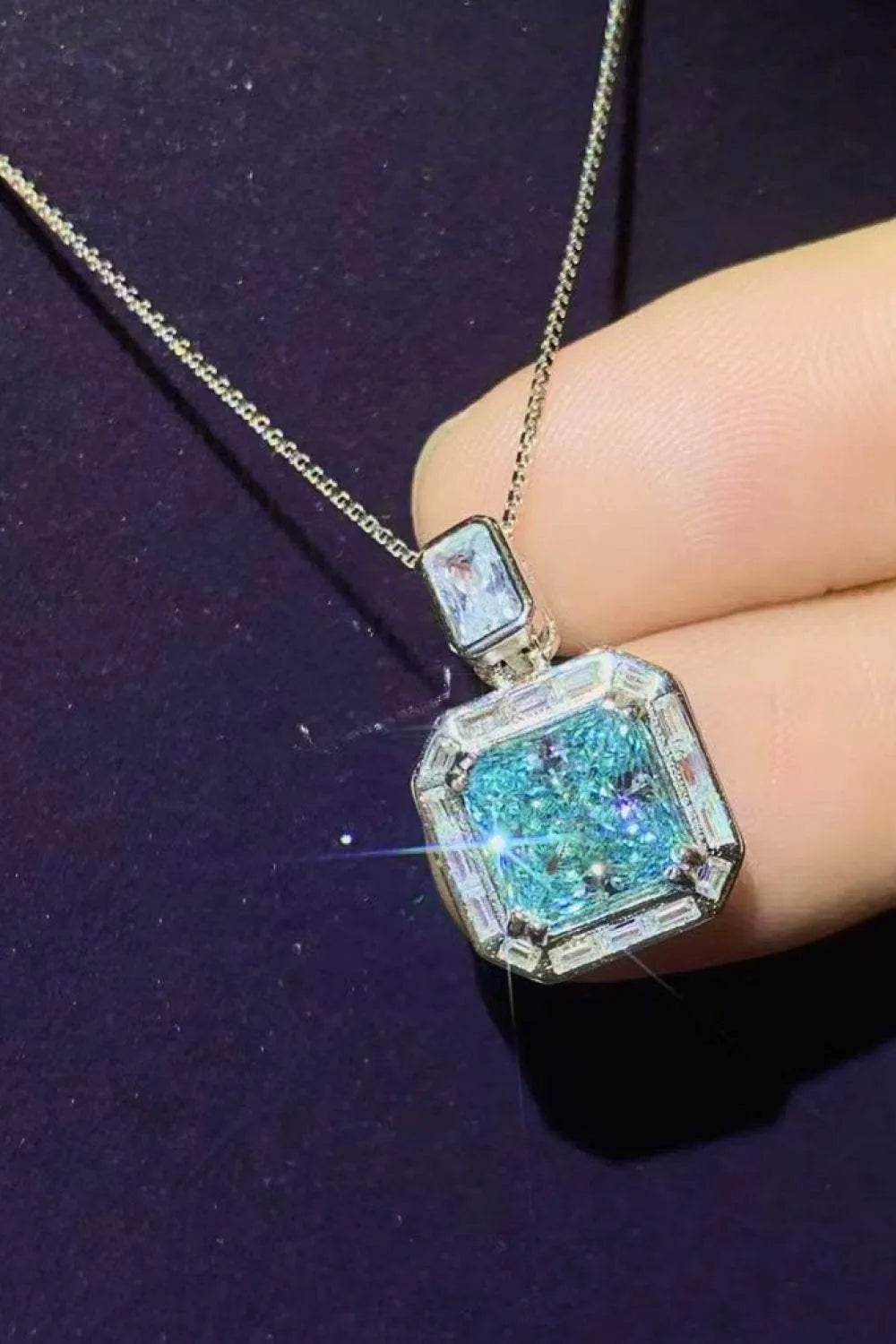 2 Carat Moissanite Square Pendant Necklace Moissanite - Tophatter Daily Deals
