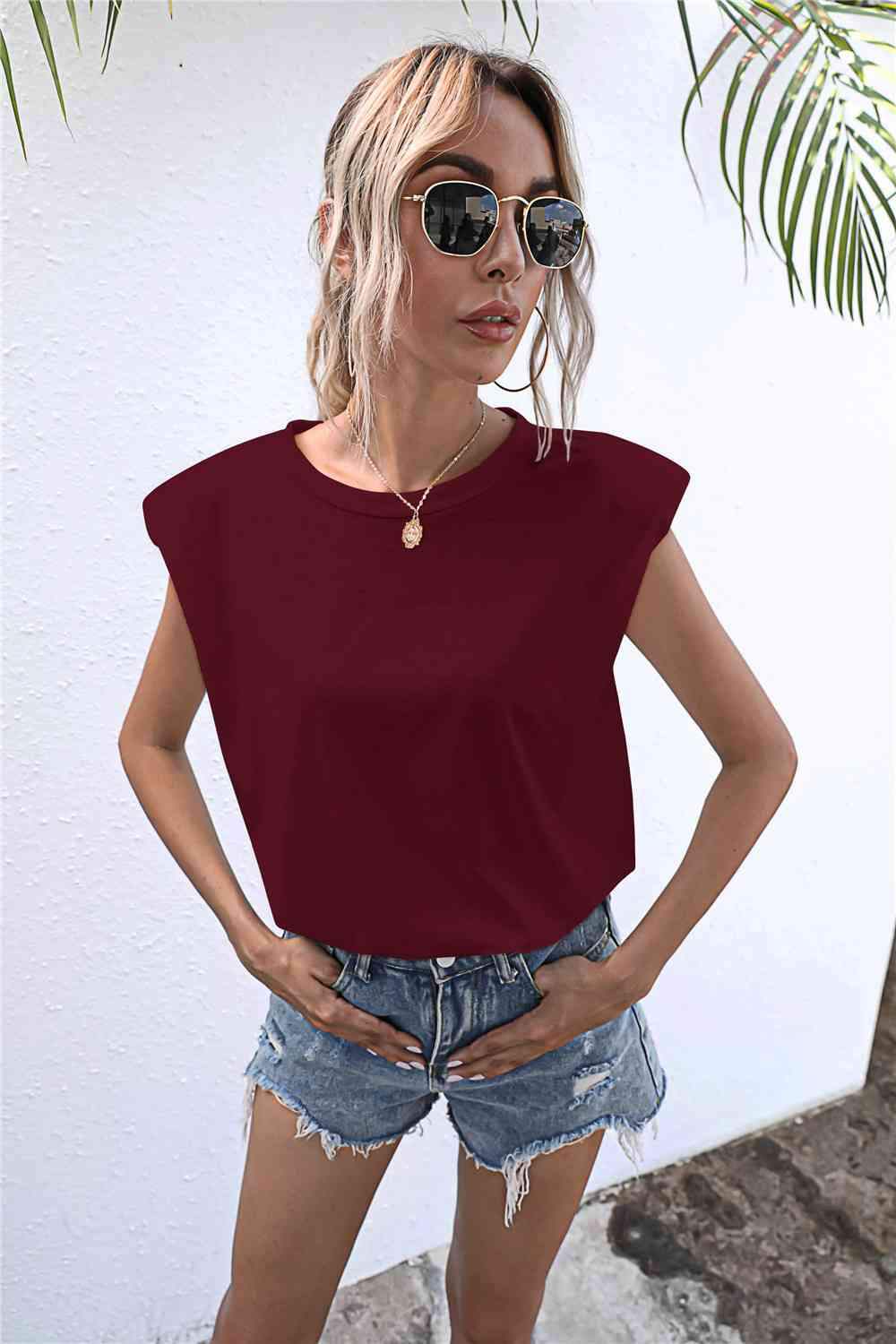 Round Neck Cap Sleeve Tee Wine Women's T-Shirts - Tophatter Daily Deals