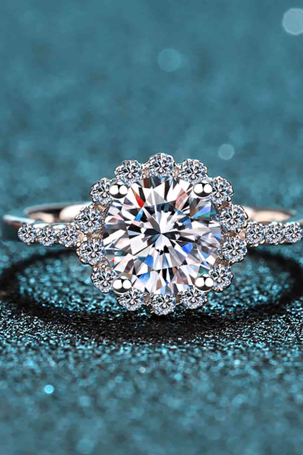 1 Carat Moissanite Rhodium-Plated Halo Ring Moissanite - Tophatter Daily Deals