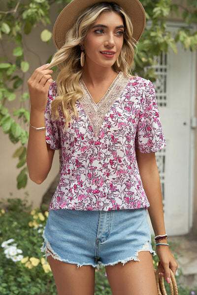 Floral V-Neck Short Sleeve T-Shirt Women's T-Shirts - Tophatter Daily Deals