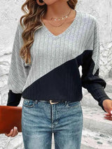 Contrast Buttoned V-Neck Blouse Blouses - Tophatter Daily Deals