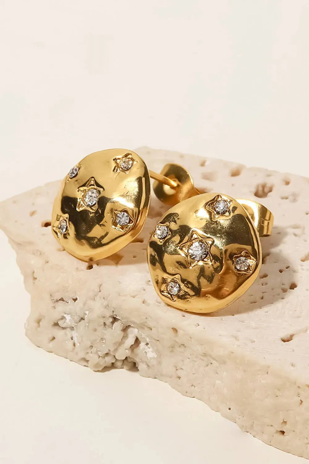 18K Gold-Plated Cubic Zirconia Stud Earrings Earrings - Tophatter Daily Deals