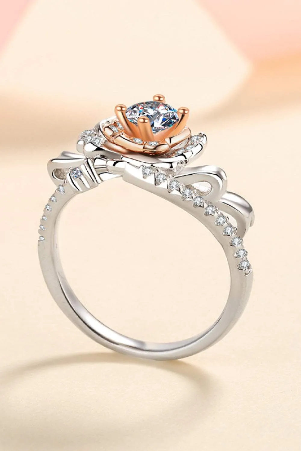 925 Sterling Silver Rose-Shaped Moissanite Ring Moissanite - Tophatter Daily Deals