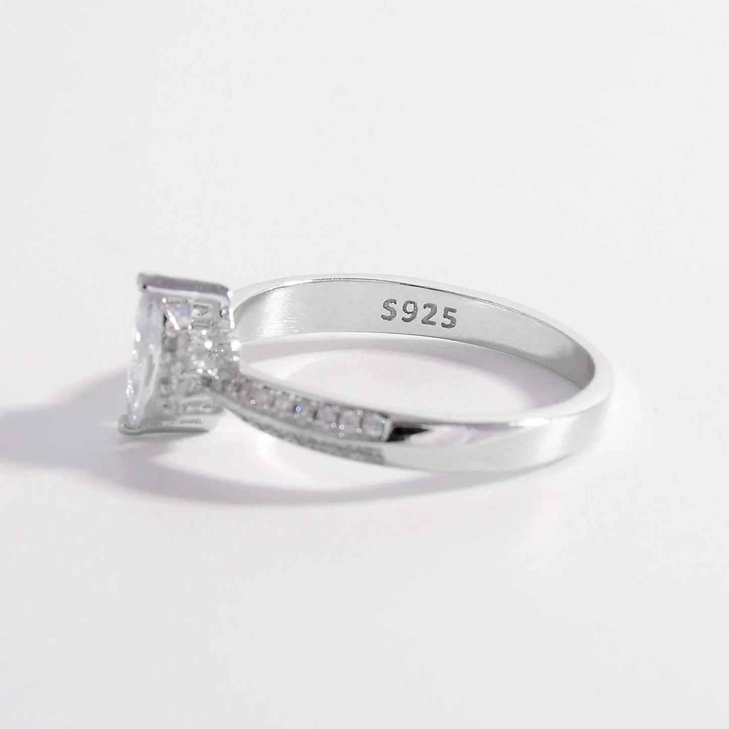 925 Sterling Silver Inlaid Zircon Ring Rings - Tophatter Daily Deals