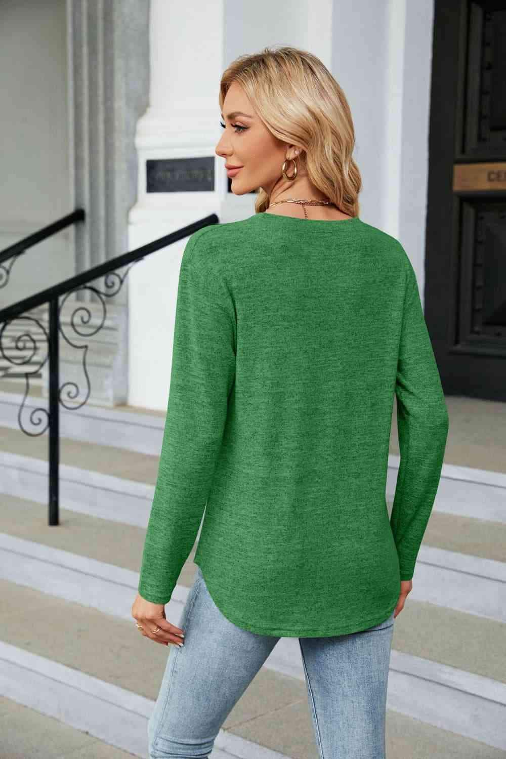 Round Neck Long Sleeve T-Shirt Women's T-Shirts - Tophatter Daily Deals