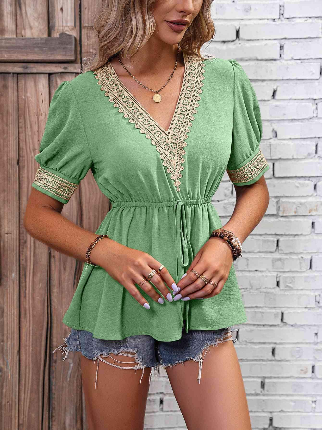 Contrast V-Neck Babydoll Top Blouses - Tophatter Daily Deals