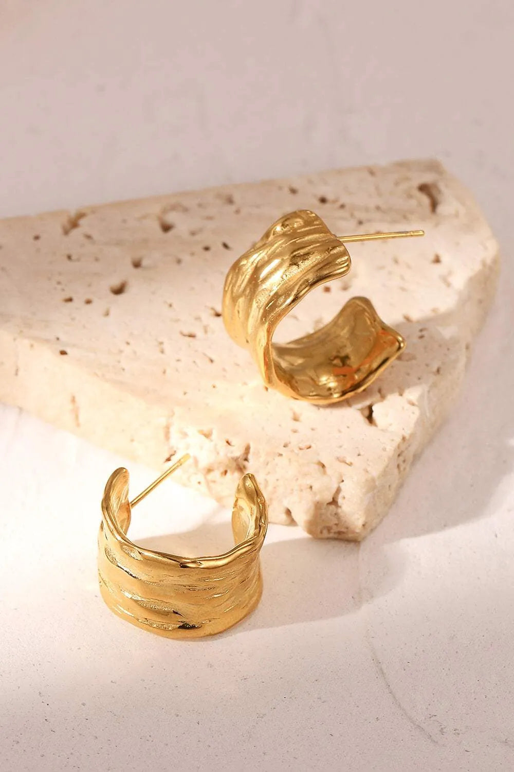 18K Gold-Plated Hammered C-Hoop Earrings Earrings - Tophatter Daily Deals